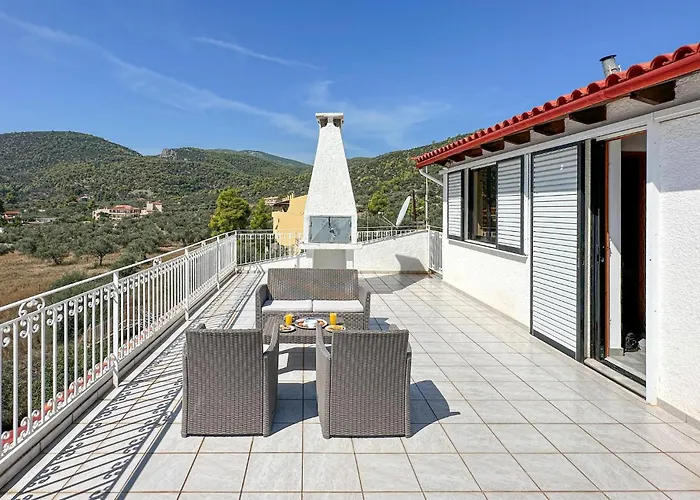 In Korfos, Korinthos *