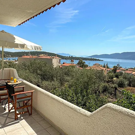 In Korfos, Korinthos